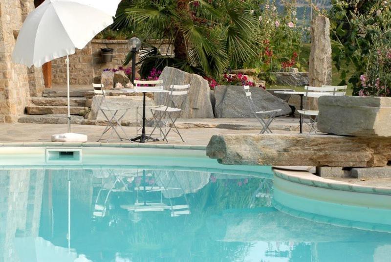 Agriturismo Sondrea Sinio Eksteriør billede