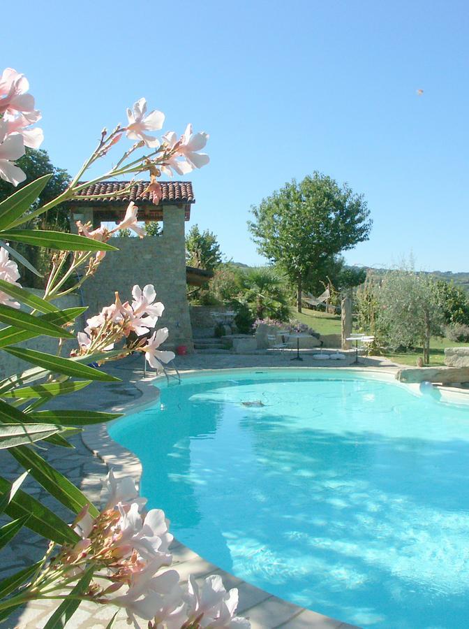 Agriturismo Sondrea Sinio Eksteriør billede